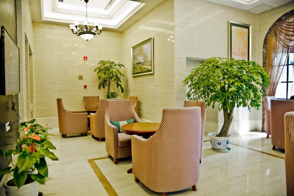 Chengdu Theme Hotel Exterior photo