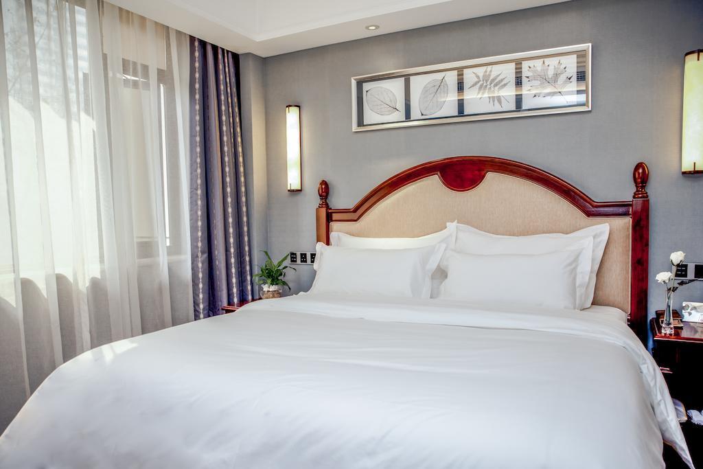 Chengdu Theme Hotel Room photo
